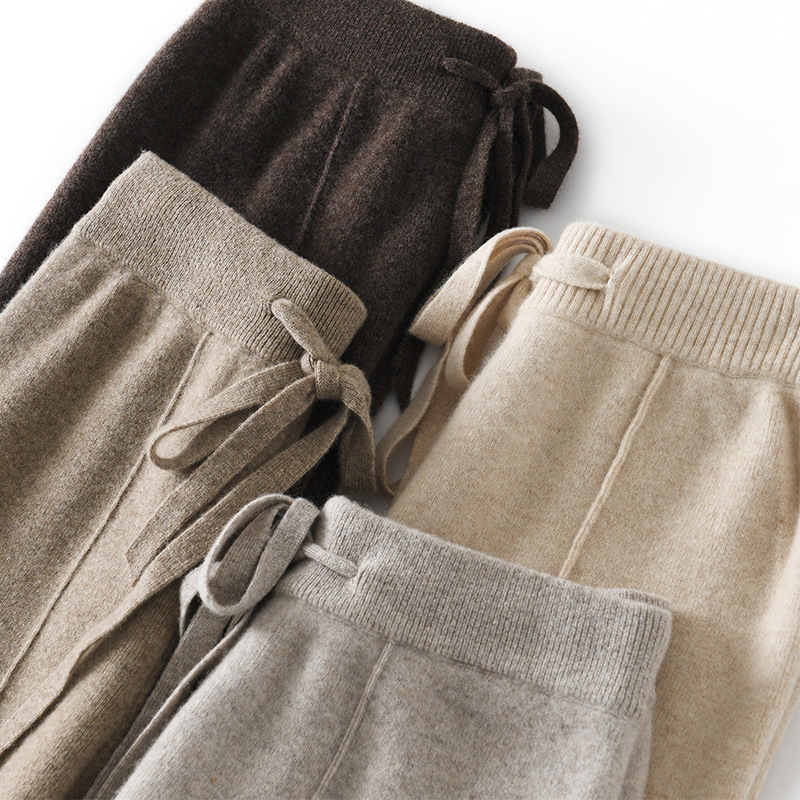 Damskie spodnie w jednolitym k – Corduroy Pant Warm recenzja i cena